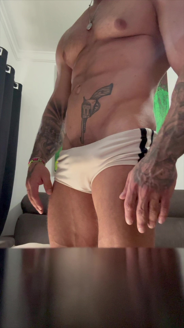 Henrique NSFW1: Czy chcesz mnie zobaczyć w sobie?