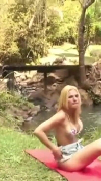 Anal Constriction for a she-male in Brazil - (NO CONDOM)