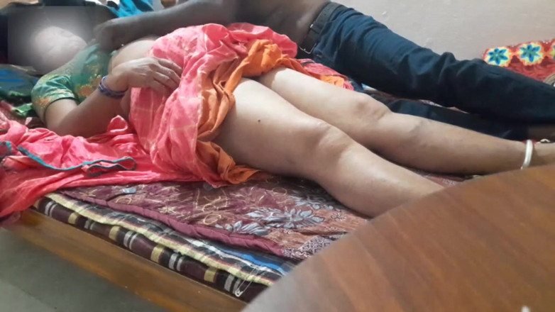 Desi mature: Rupa Stepaunty Sex Part 1