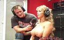 Bubba Raw: Sexy milf berijdt de Sybian naakt op de radio
