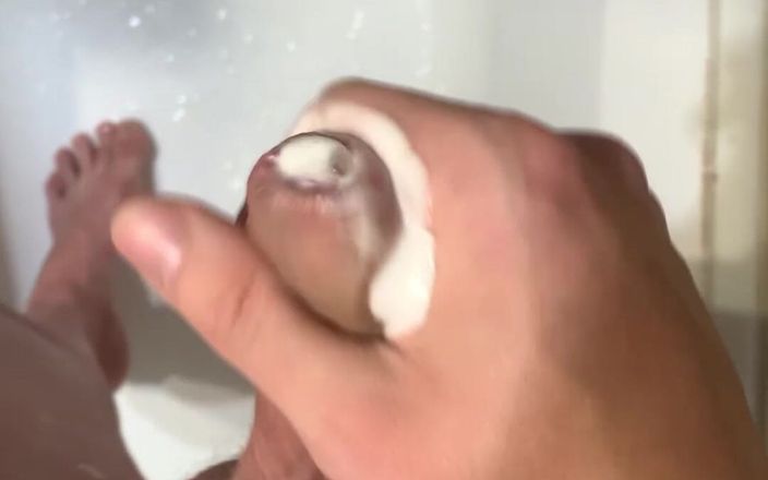 Number F 19: In der dusche kommen