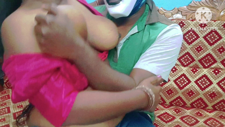 Sweethoneybgl: Desi Bhabhi pěkně kouřila a polykala mrdku, když její manžel...