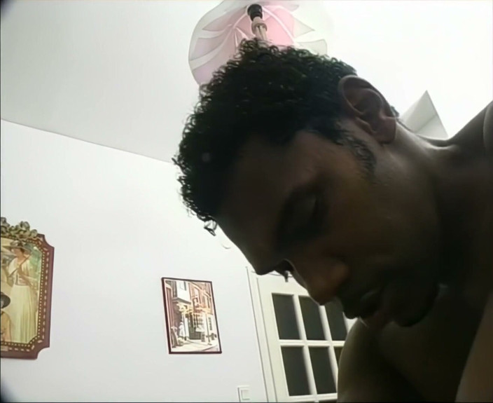 Xtime Network: Big Black Mandingo Goes Very Well in a Young Withe...
