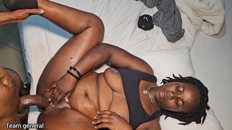 General01: Миссионерский трах девушки Naija
