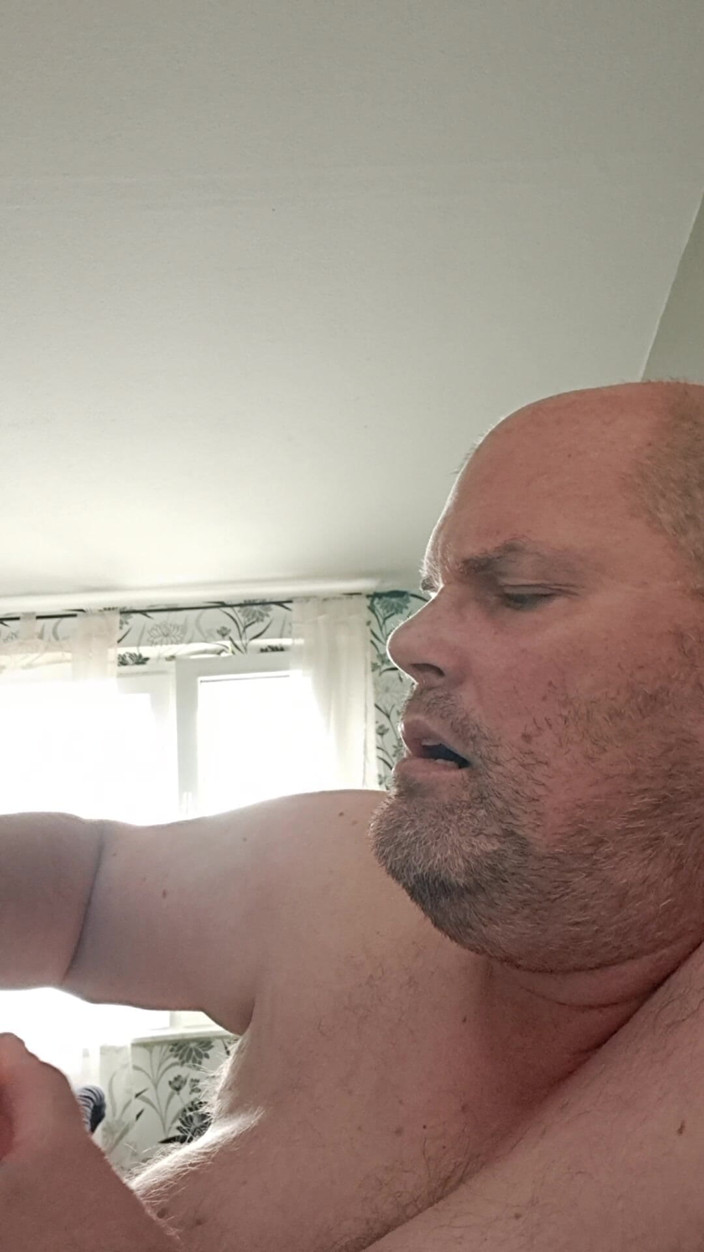 Fickspecht: For Further Stretching, the Thick Dildo Still Has to Go...