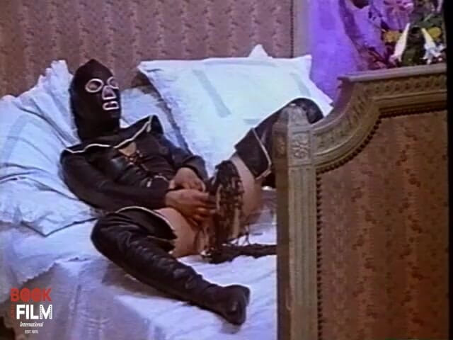 Dark room of slave seks: Dark Obsession 2
