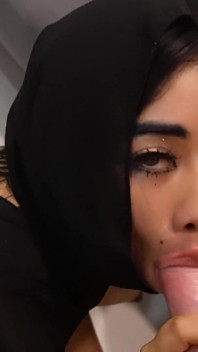 Curva mea arabă hijab a fost prea flămândă de pulă în timpul Ramadanului