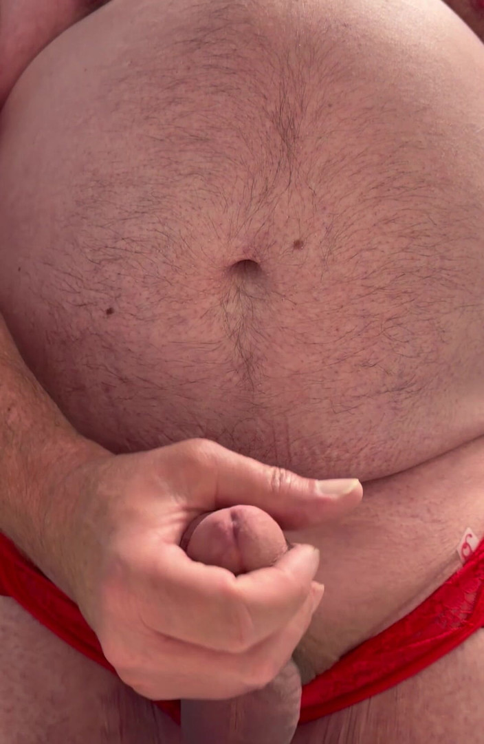 GottaLuvBB: オフィストイレでのストリップ