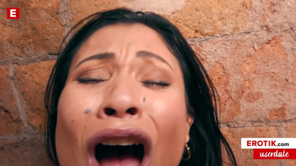Erotik Com Userdate International: Latina comel Jade Presley mahu dikongkek keras dengan teruk