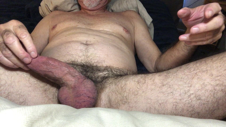 OhTrevor: लम्बे लंड वाला परिपक्व आदमी आपके लिए वीर्य निकालता है!