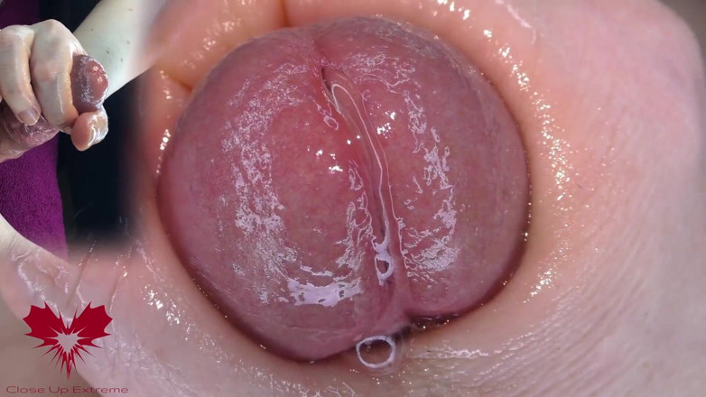 Close Up Extreme: ใกล้สุดๆ บริเวณหัวควย เล่นรูฉี่กับเครื่องขยาย