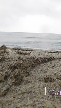 Nastolatka Masturbuje Się Na Plaży