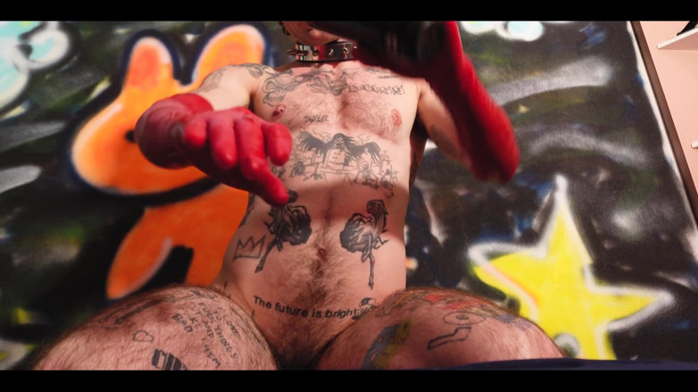 Xxx skips: Brilhando minhas luvas de látex