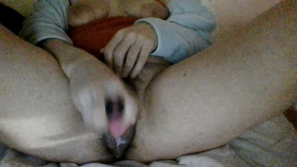 Annina: Dildo ve velmi mokré kundičce