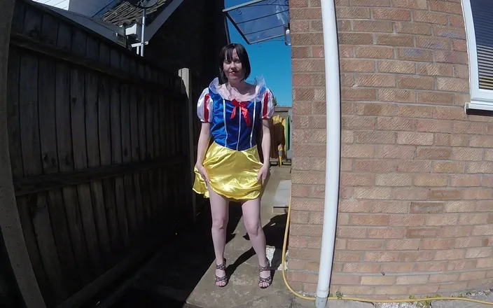Littlevixen: Snow White Cosplay