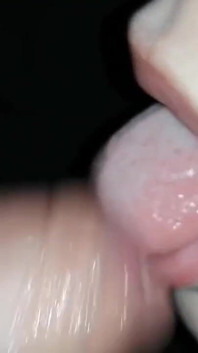 Shy Stepsister Gives a Gentle Blowjob, She Hasn't Gotten Used to Swallowing yet