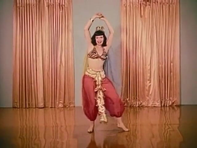 Vintage Usa: Compilare. Dans erotic și luptă cu o mamă sexy retro (fără audio,...