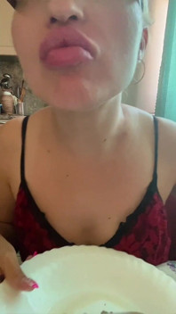 Asmr isst fleisch teil 2