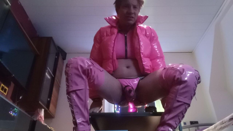 Fem-Boy40: Đào tạo phục tùng