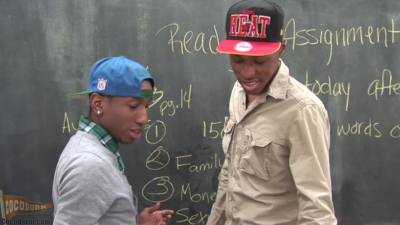 CocoDorm: 드러머 보이 + 키어 샌더스