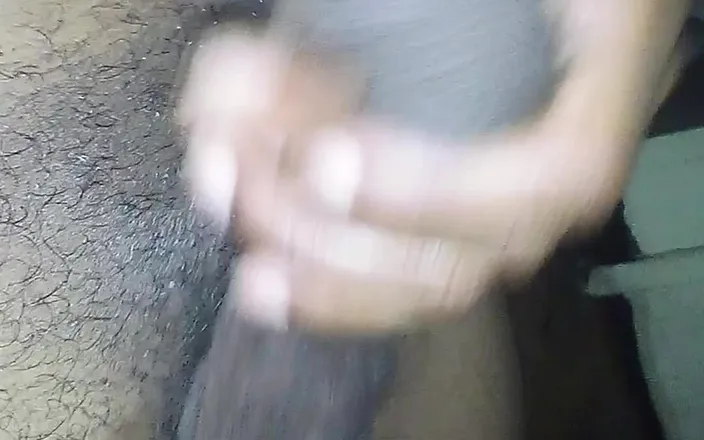SweetDWillie456: Big Black Cock Shemale Jacking off