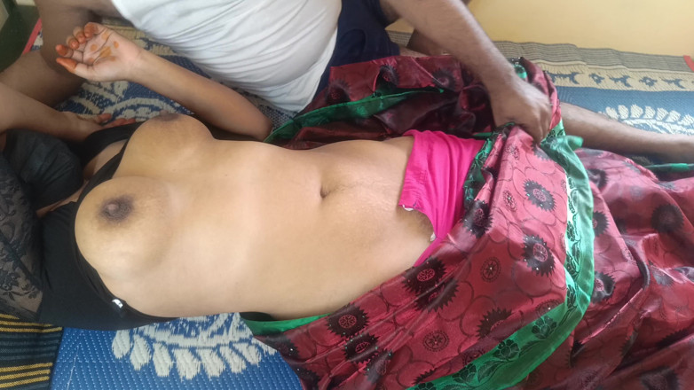 Magilmathi: Office Staff Shared Bed with Her Owner 3