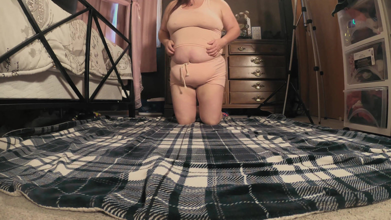 SexyNEBBW: Seksowne BBW nagie ćwiczenia