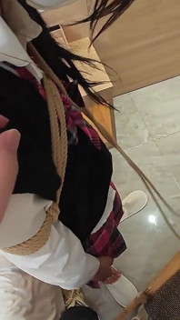 情侣游戏，第一视角记录束缚的女友