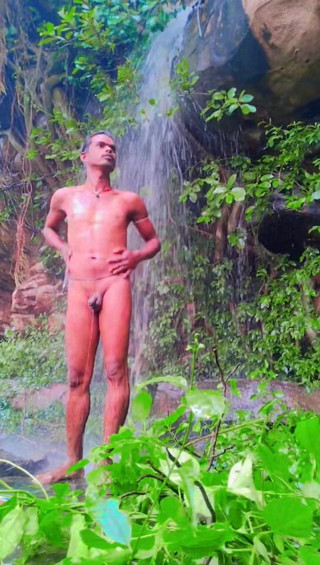 Babu sisodiya: Bathing in Waterfall