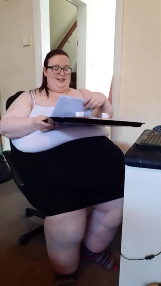 SSBBWLadyBrads: ÔNG CHỦ FANTASY DONUT SSBBW