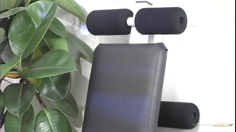 Teasing Angels: Tóc vàng rên rỉ trong khi chơi hậu môn mạnh...