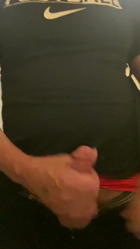 Jockdad87 ist wieder geil im badezimmer