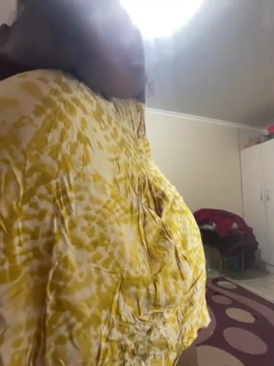 Legendary Booty Overdose: bbw striptiz
