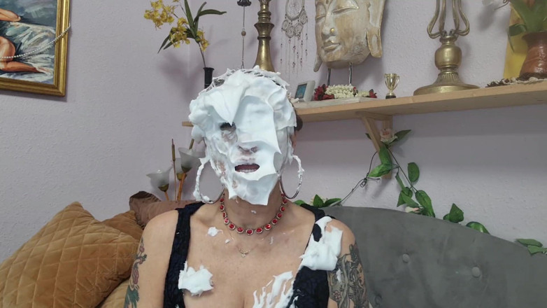 Melissa Johnson: I Am Your Pie Slut!