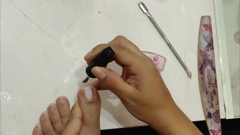 Isabel: Peinture ongles