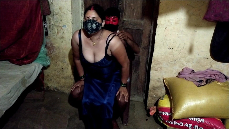 Desi_bhabhi121: Maduro fuking casal bhabhi