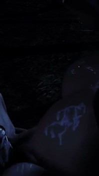 Une grosse bite futa baise les seins de Lady Meris