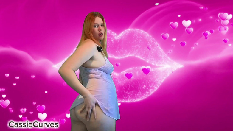 Cassie Curves: Bimbo чарівне заклинання, частина 2