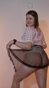 Sheer Mini Skirt Try-on: Three Transparent Looks on Curvy Body