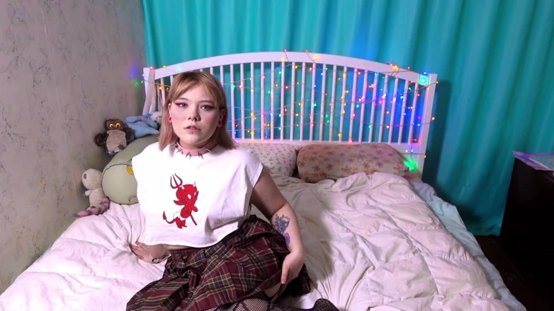 Play Big Rainbow Dildo