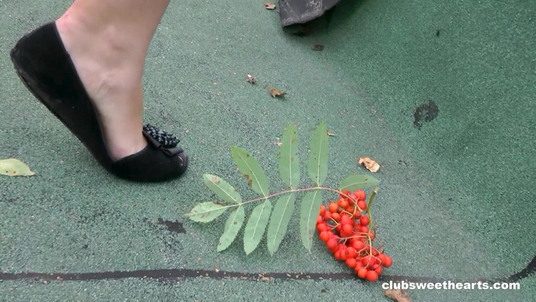 SweetHeartsClassic: Denise Makes Herself Come on the Rooftop