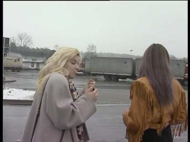 Lucky Cooch: Young hitchhikers interviewed on the highway