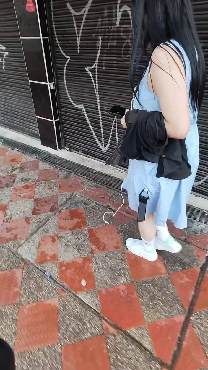 Crisanto999: Podívej, jak sexy je děvka můj nevlastní bratrocha