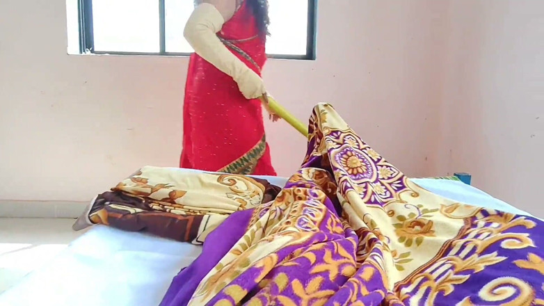 Safashaikh: Indian Maid Has Sex with Hot Young Boss