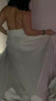 Yatma zamanı sikiş zamanına dönüştü
