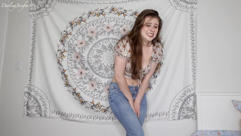 Darling Josefin: J’ai fait pipi mon jean
