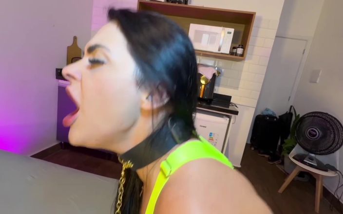 Nurseblack: Negra enfermeira chupando e humilhando esposa corno mansa