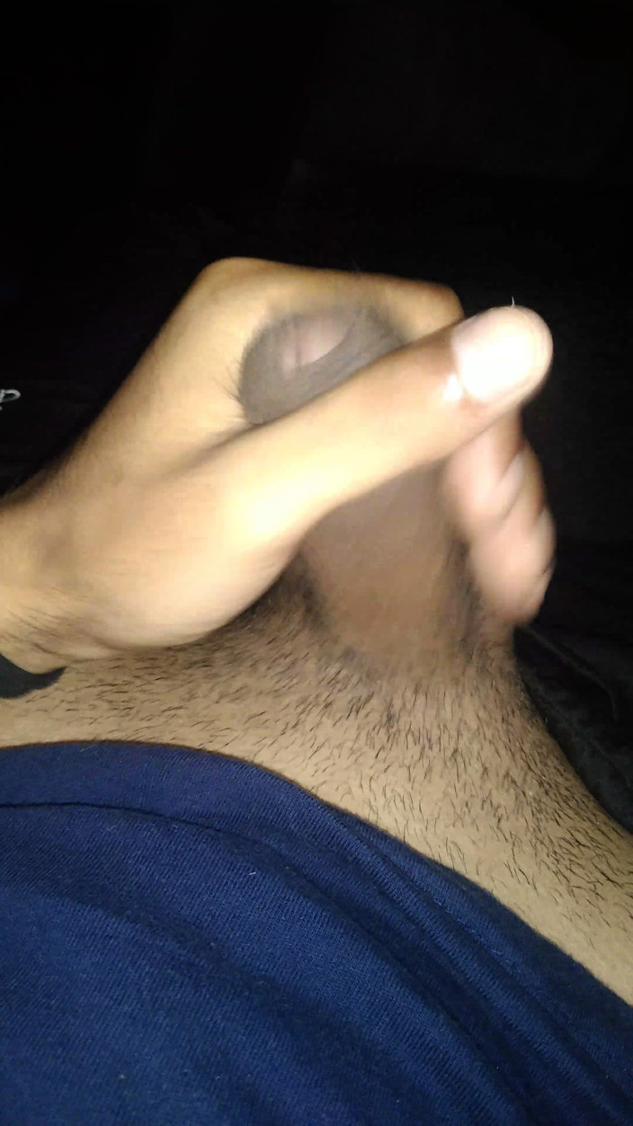 AlexAlejandro13: 빨대를 받으러 일어난다