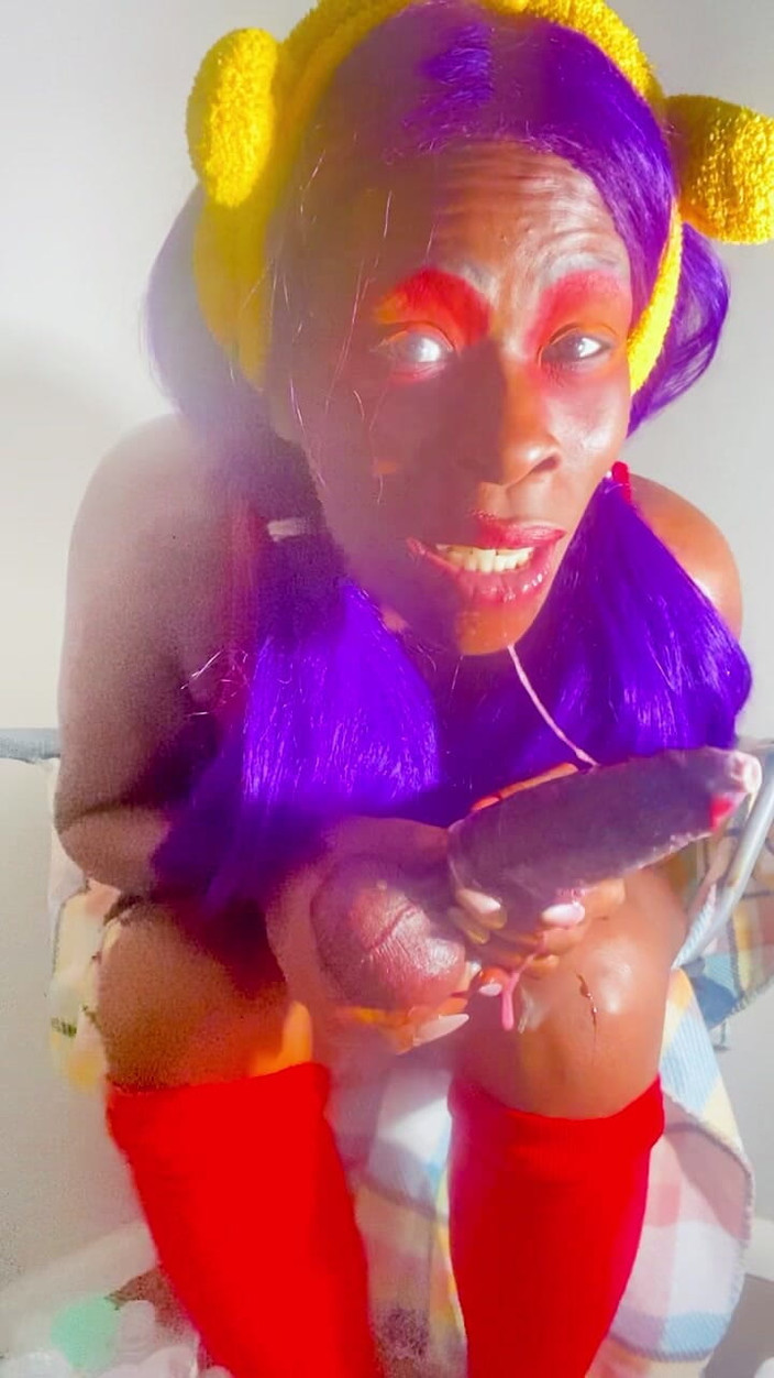 Perswayzion Xstacy: Winnie l’ourson creuse dans cette chatte