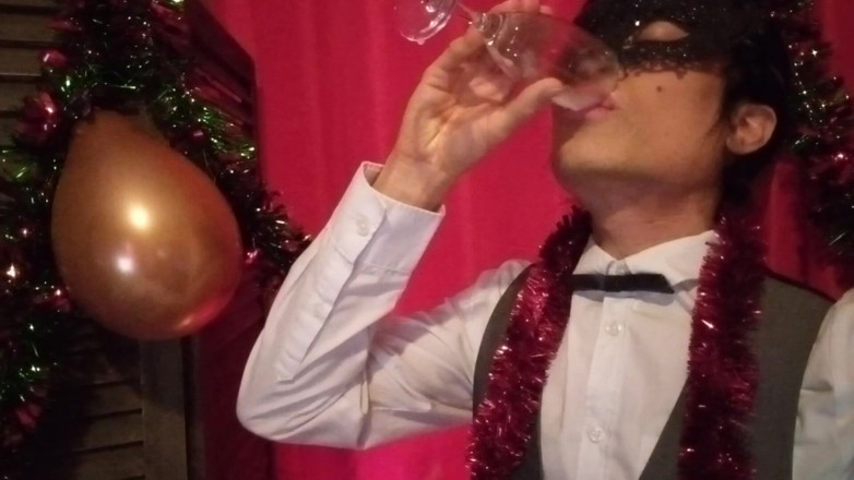 Jon Arteen: Happy New Year! the Cute French-asian Twink Jon Arteen Jerks...